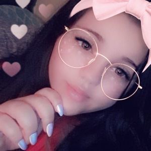 Meet your Posher, Destinie